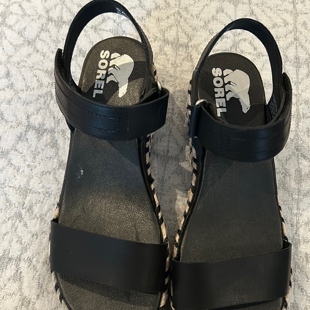 Sorel platform sandals,black, size 7